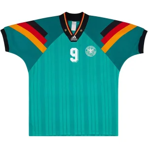 Maillot Rétro Extérieur Allemagne Völler #9 1992 – Image 2
