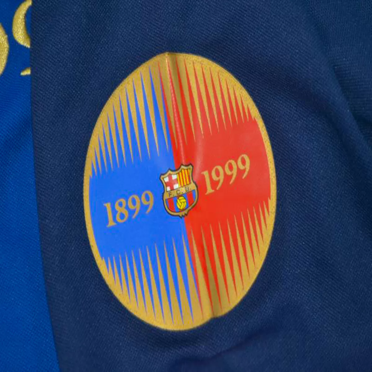 Maillot Rétro Manches Longues Domicile FC Barcelone 1999 – Image 4