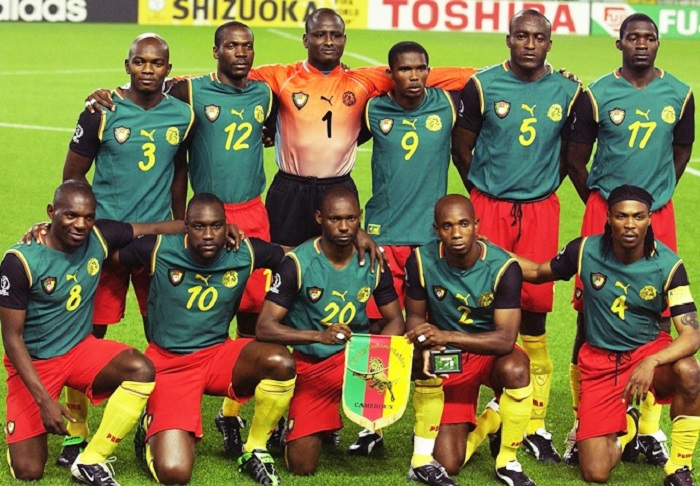 Maillot Rétro Domicile Cameroun Eto'O #9 2002 – Image 5