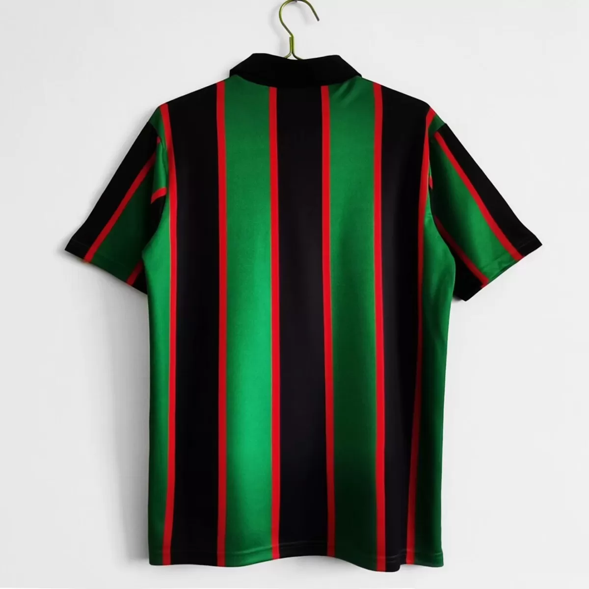 Maillot Rétro Extérieur Aston Villa 1993 – Image 4