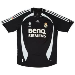 Maillot Rétro Extérieur Real Madrid Ronaldo #9 2006 – Image 2
