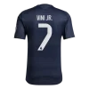 Maillot Player Extérieur Real Madrid Vini Jr. #7 2025/26 - Eleven Crown - Maillot de Football Pas Cher - Survêtements Pas Cher - Maillot de Foorball Enfants Pas Cher - Maillots Retro Vintage Pas Cher- Qualité Premium