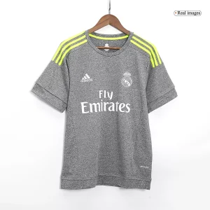 Maillot Rétro Extérieur Real Madrid 2015 – Image 3