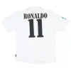 Maillot Rétro Domicile Real Madrid Ronaldo #11 2002 - Eleven Crown - Maillot de Football Pas Cher - Survêtements Pas Cher - Maillot de Foorball Enfants Pas Cher - Maillots Retro Vintage Pas Cher- Qualité Premium