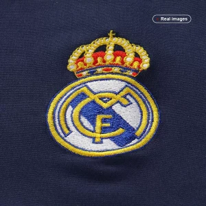Maillot Rétro Extérieur Real Madrid 2005 – Image 4